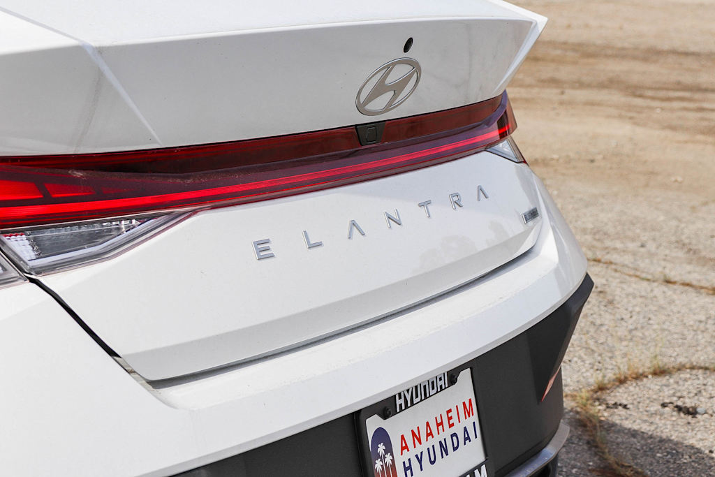 Thumbnail: 2026 Hyundai Elantra - 21