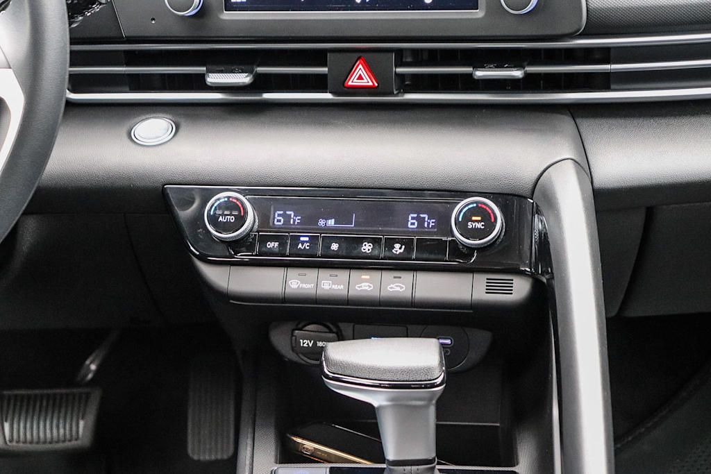 Thumbnail: 2026 Hyundai Elantra - 24