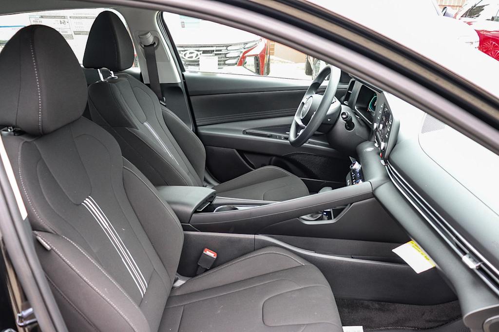 Thumbnail: 2026 Hyundai Elantra - 8