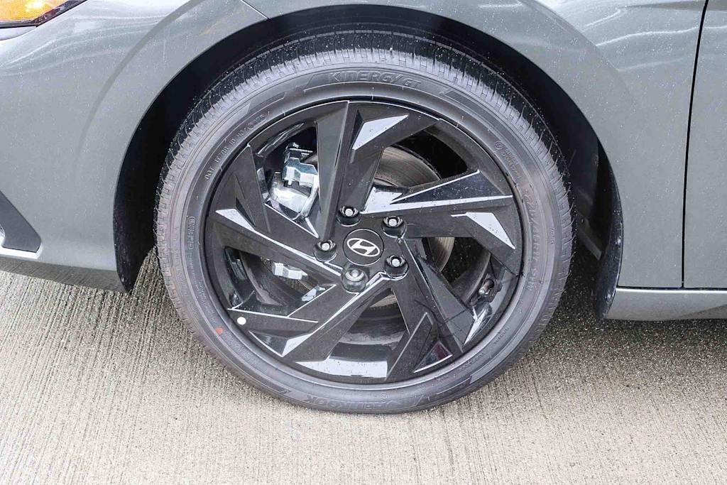 Thumbnail: 2026 Hyundai Elantra - 22