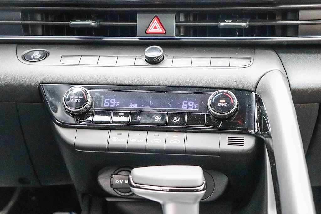 Thumbnail: 2026 Hyundai Elantra - 24