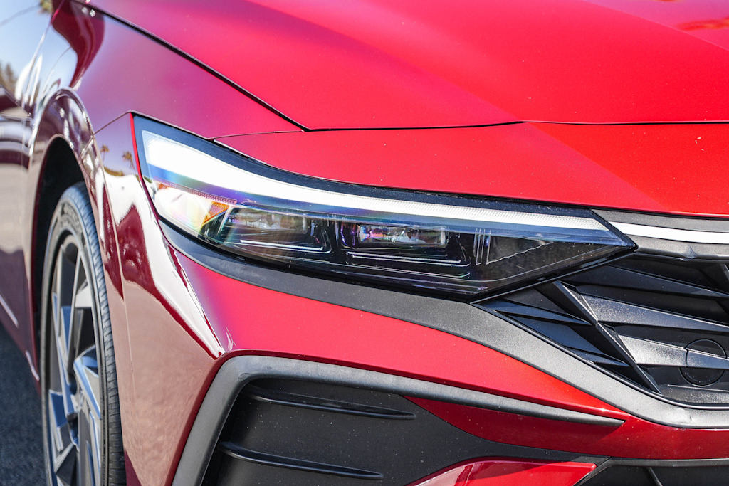 Thumbnail: 2025 Hyundai Elantra - 17