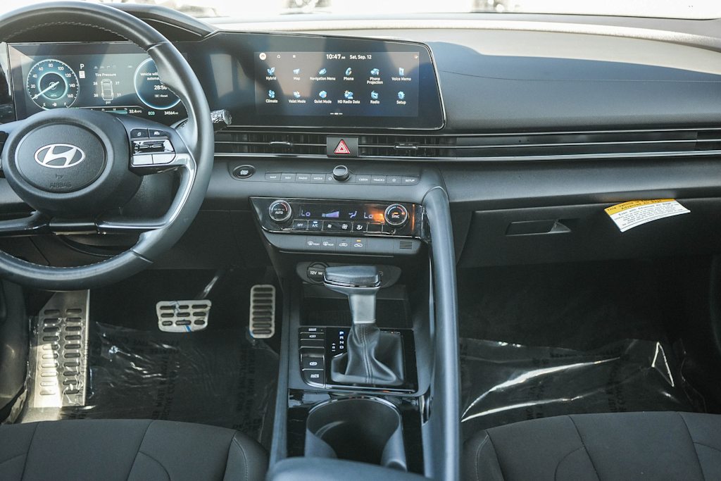 Thumbnail: 2025 Hyundai Elantra - 8