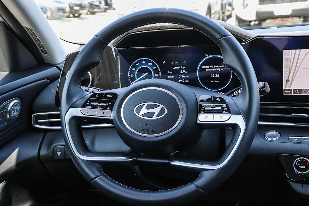 Thumbnail: 2025 Hyundai Elantra - 9