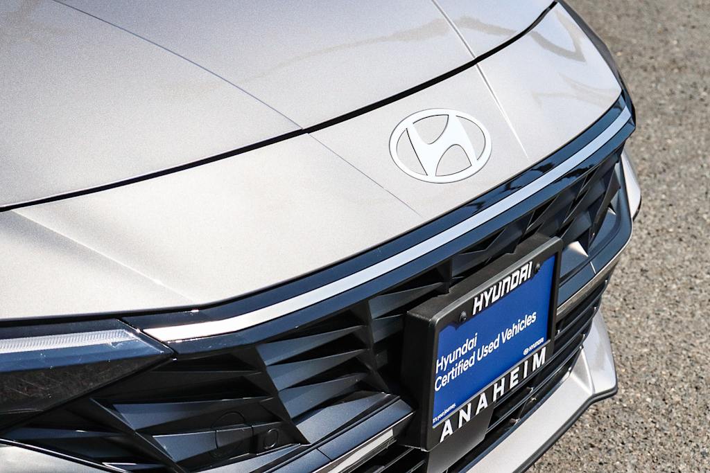 Thumbnail: 2025 Hyundai Elantra - 20