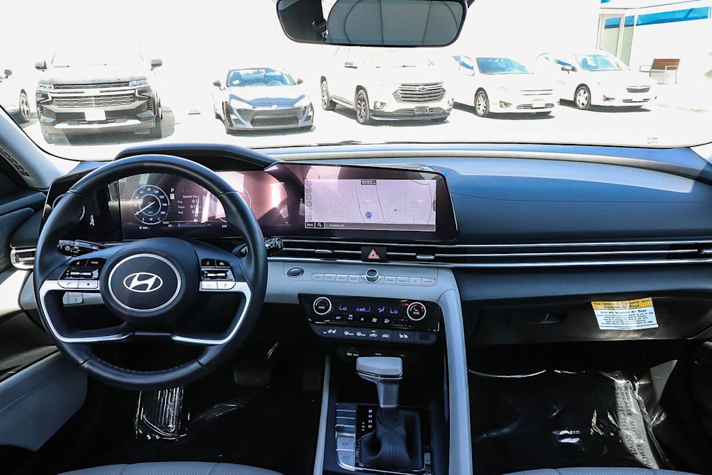 Thumbnail: 2025 Hyundai Elantra - 2