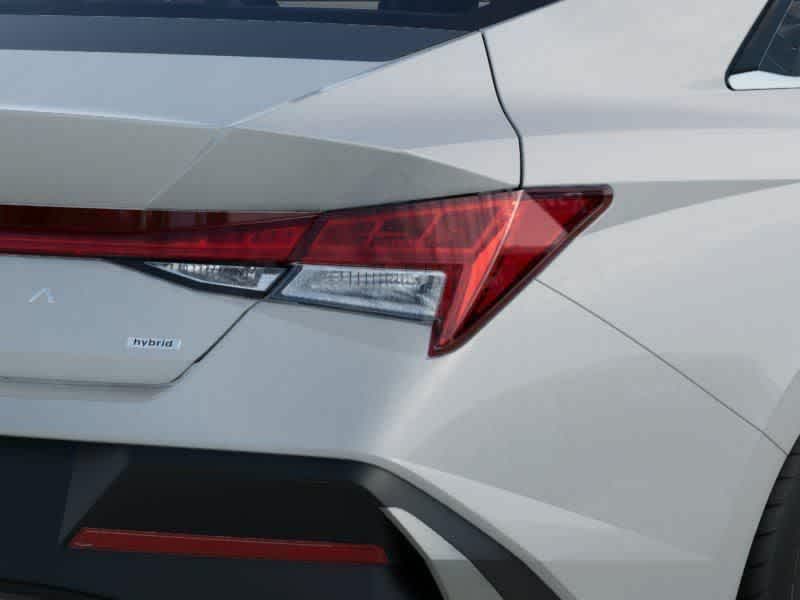 Thumbnail: 2025 Hyundai Elantra - 15