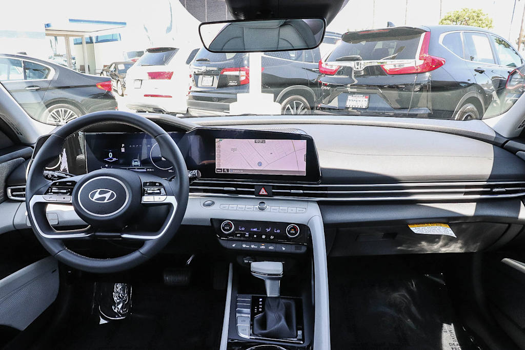 Thumbnail: 2026 Hyundai Elantra - 2