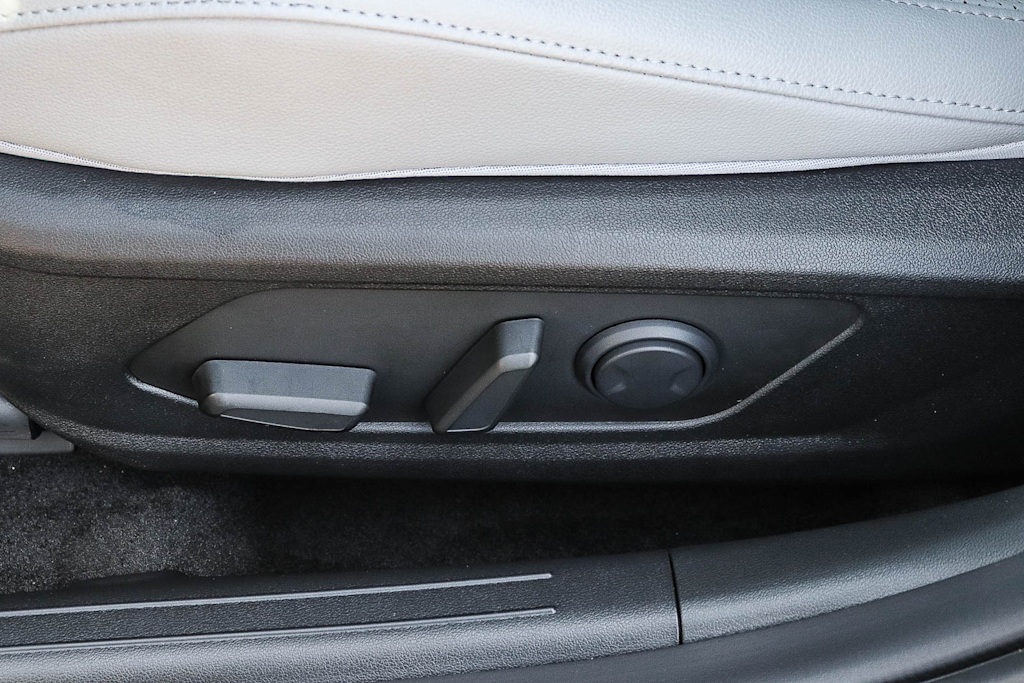 Thumbnail: 2026 Hyundai Elantra - 28