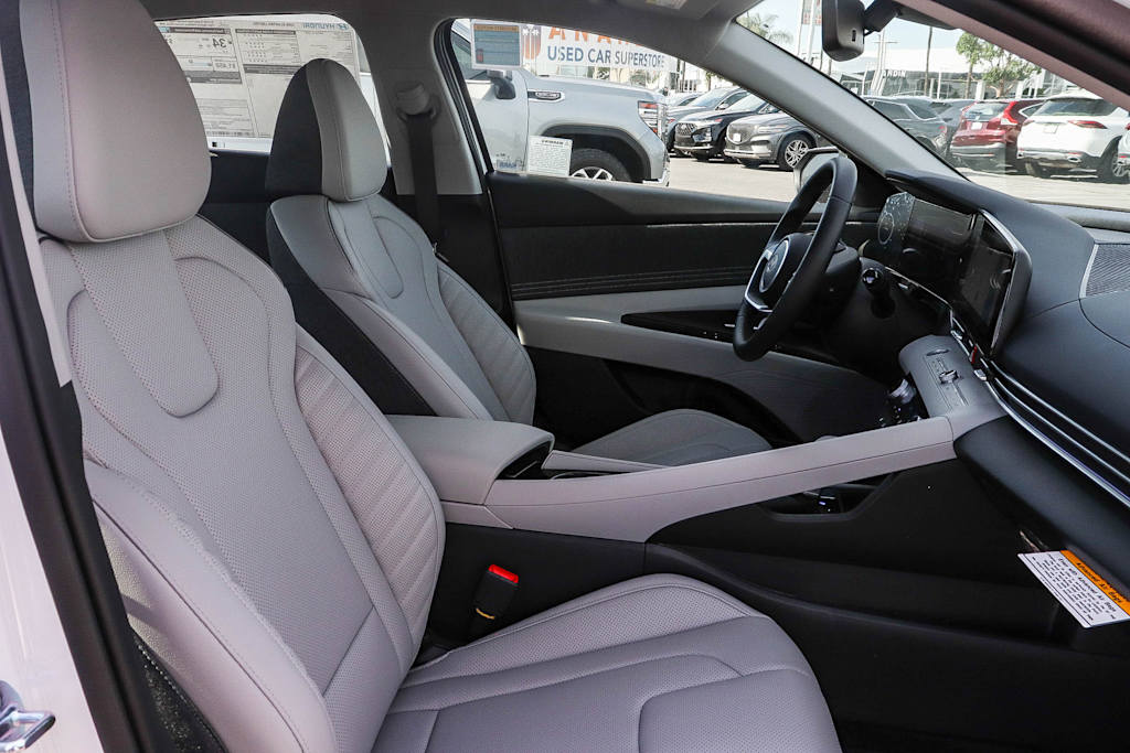 Thumbnail: 2026 Hyundai Elantra - 9