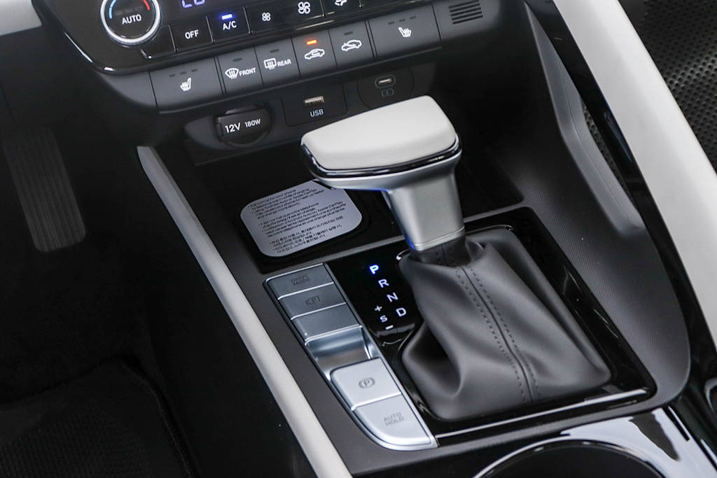 Thumbnail: 2026 Hyundai Elantra - 13