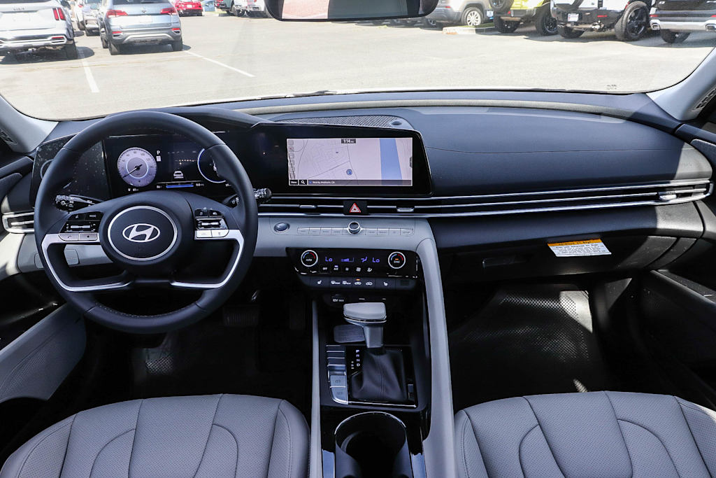 Thumbnail: 2026 Hyundai Elantra - 2