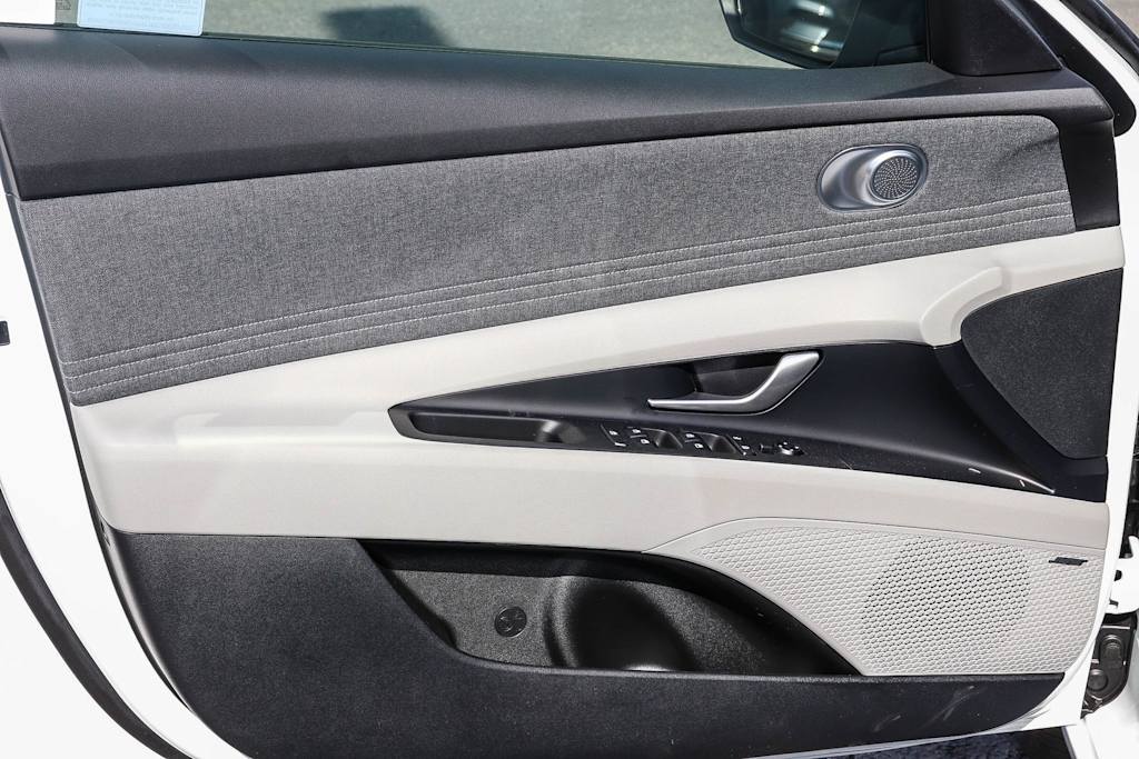 Thumbnail: 2026 Hyundai Elantra - 25