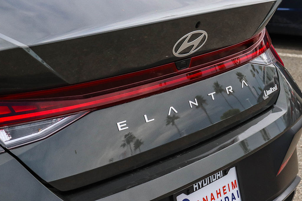 Thumbnail: 2026 Hyundai Elantra - 21