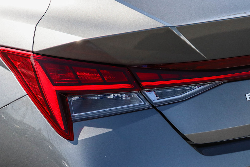 Thumbnail: 2024 Hyundai Elantra - 20