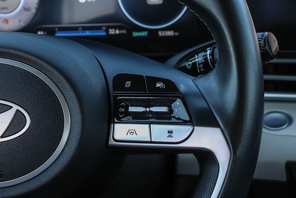Thumbnail: 2024 Hyundai Elantra - 25