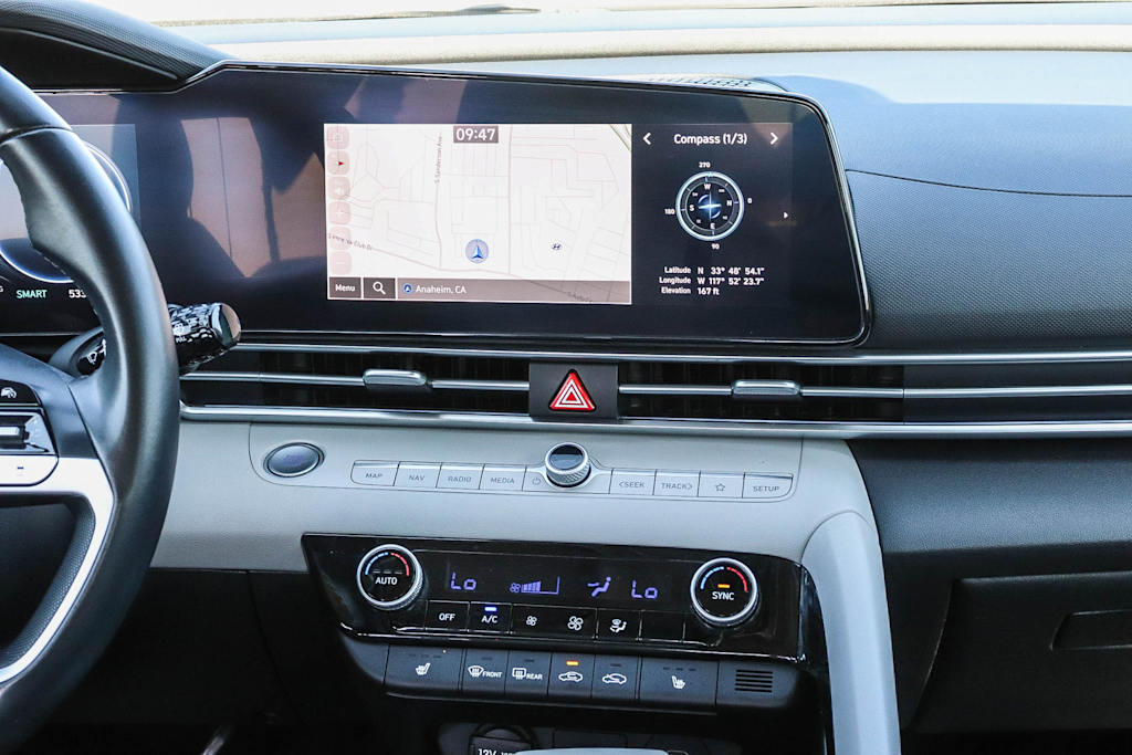 Thumbnail: 2024 Hyundai Elantra - 13