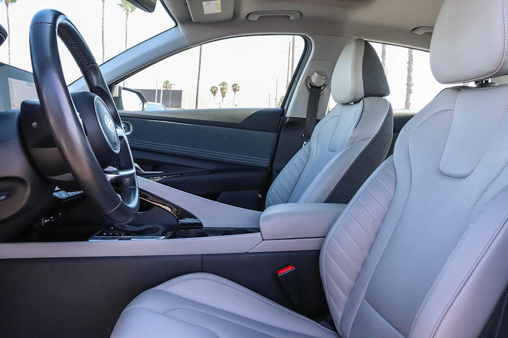 Thumbnail: 2024 Hyundai Elantra - 11