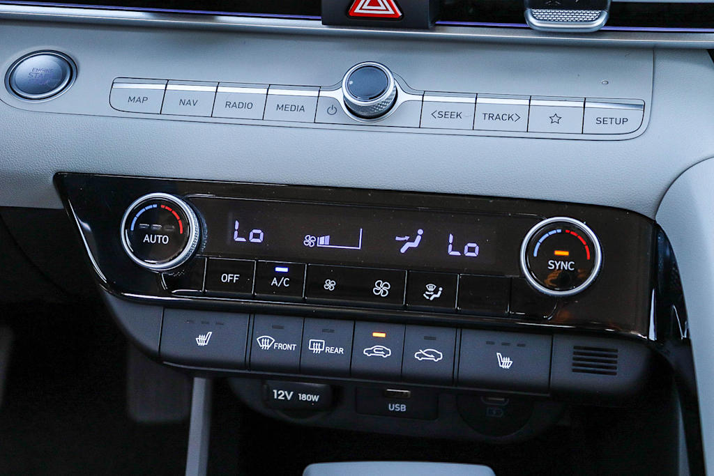 Thumbnail: 2026 Hyundai Elantra - 24