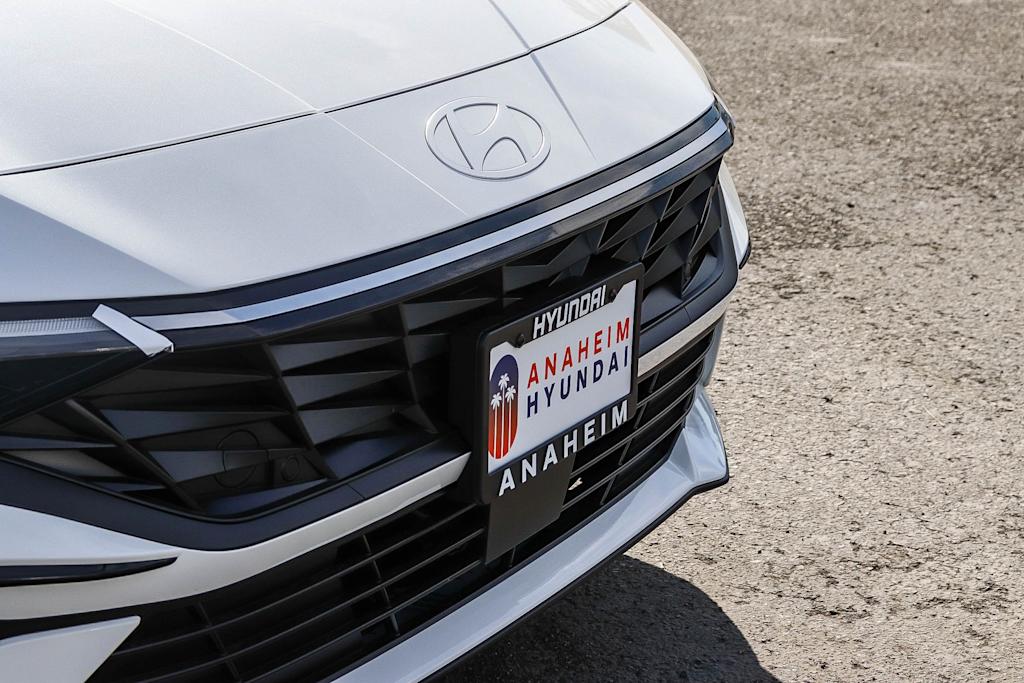 Thumbnail: 2026 Hyundai Elantra - 18