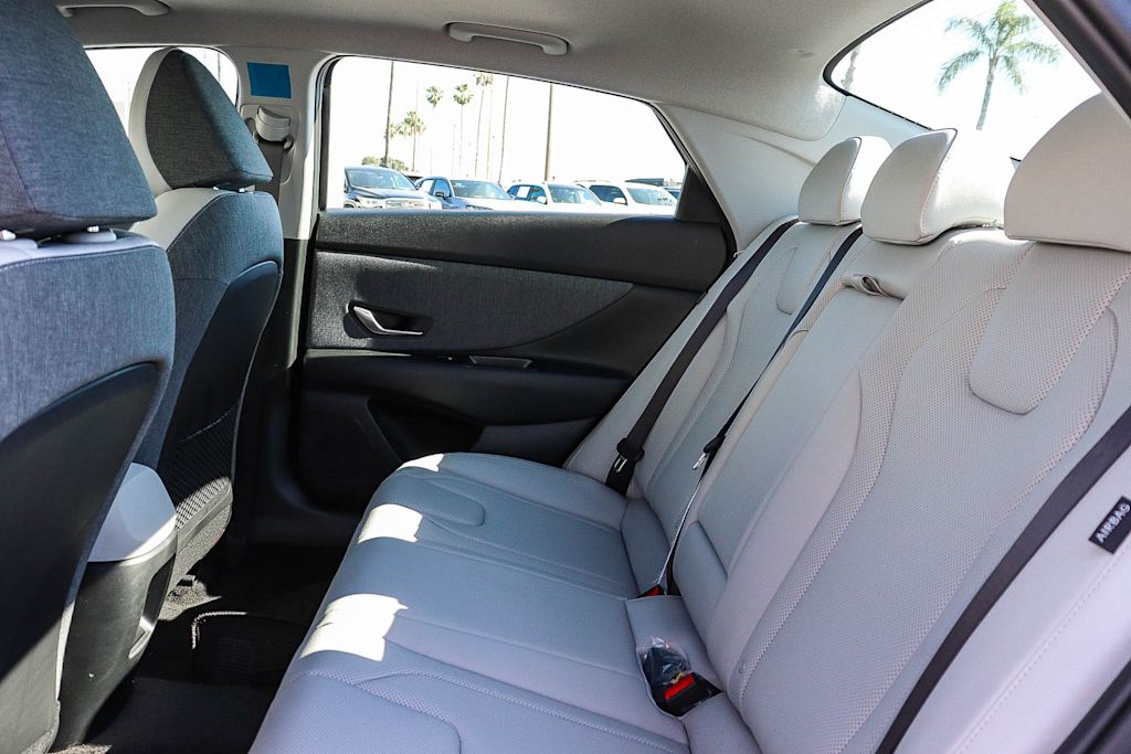 Thumbnail: 2026 Hyundai Elantra - 11