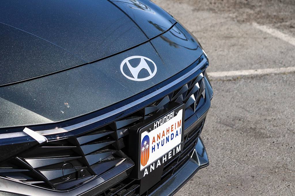 Thumbnail: 2026 Hyundai Elantra - 18