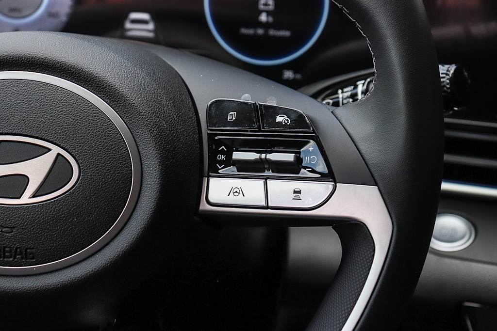 Thumbnail: 2026 Hyundai Elantra - 40