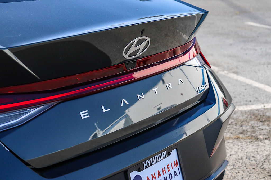 Thumbnail: 2026 Hyundai Elantra - 32