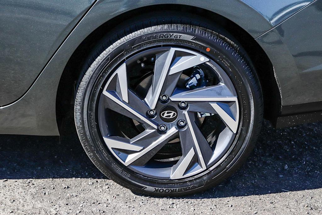 Thumbnail: 2026 Hyundai Elantra - 33