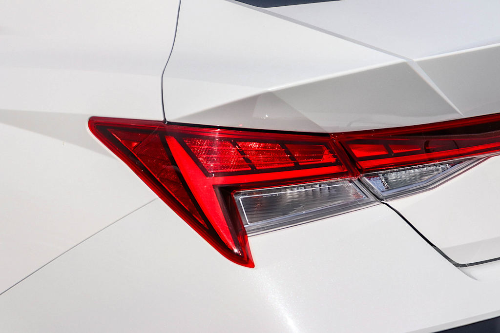 Thumbnail: 2026 Hyundai Elantra - 19