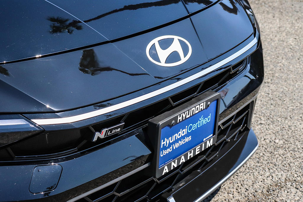 Thumbnail: 2025 Hyundai Elantra - 18