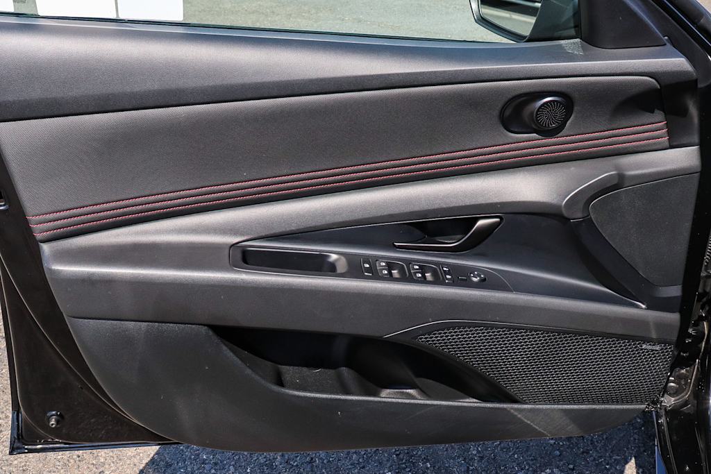 Thumbnail: 2025 Hyundai Elantra - 30
