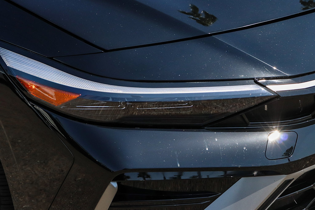 Thumbnail: 2025 Hyundai Elantra - 19
