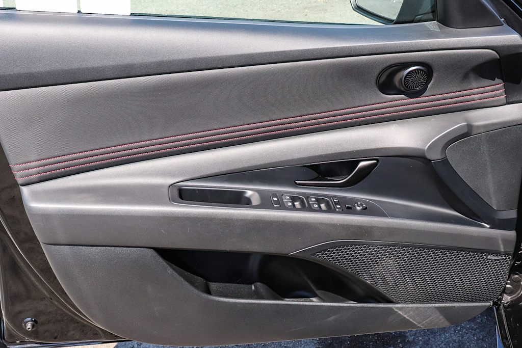 Thumbnail: 2025 Hyundai Elantra - 31