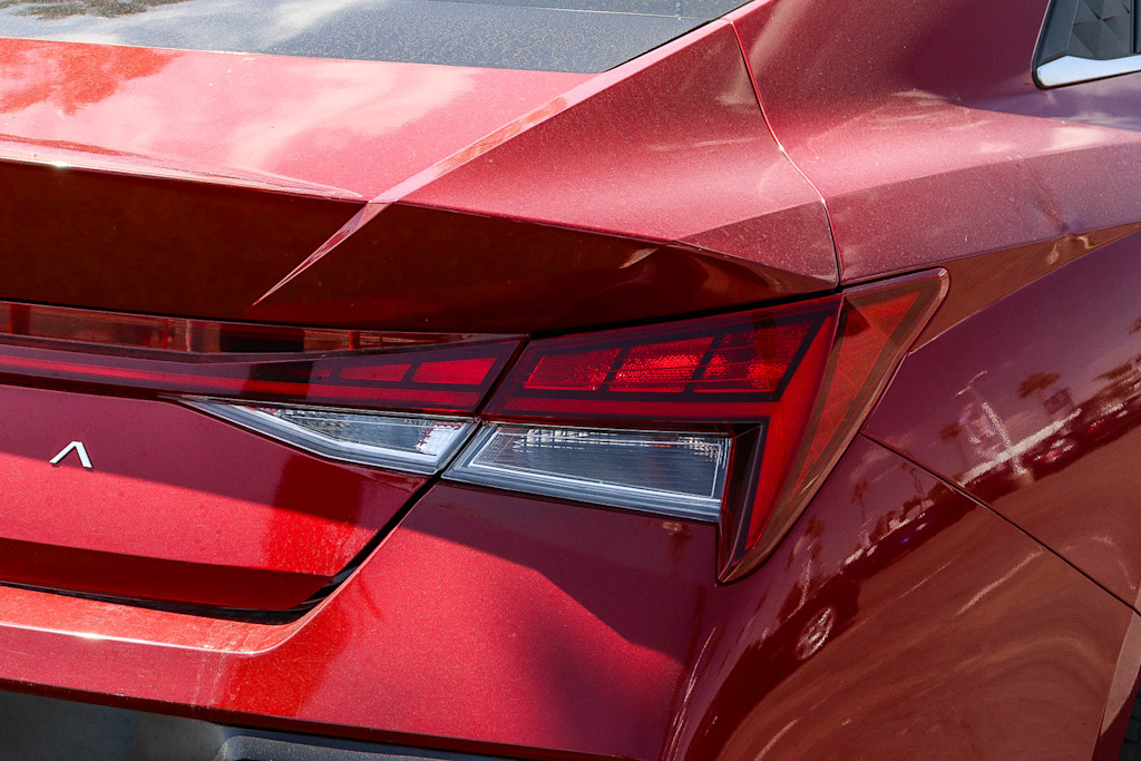 Thumbnail: 2025 Hyundai Elantra - 14