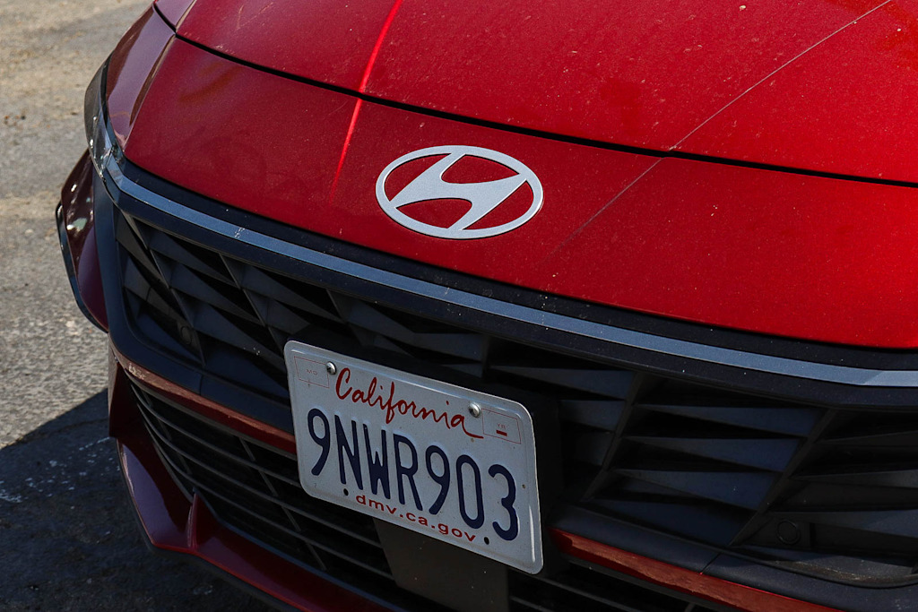 Thumbnail: 2025 Hyundai Elantra - 4