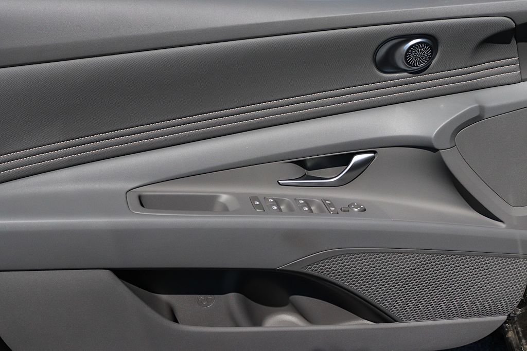 Thumbnail: 2026 Hyundai Elantra - 26