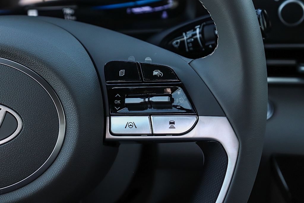 Thumbnail: 2026 Hyundai Elantra - 25