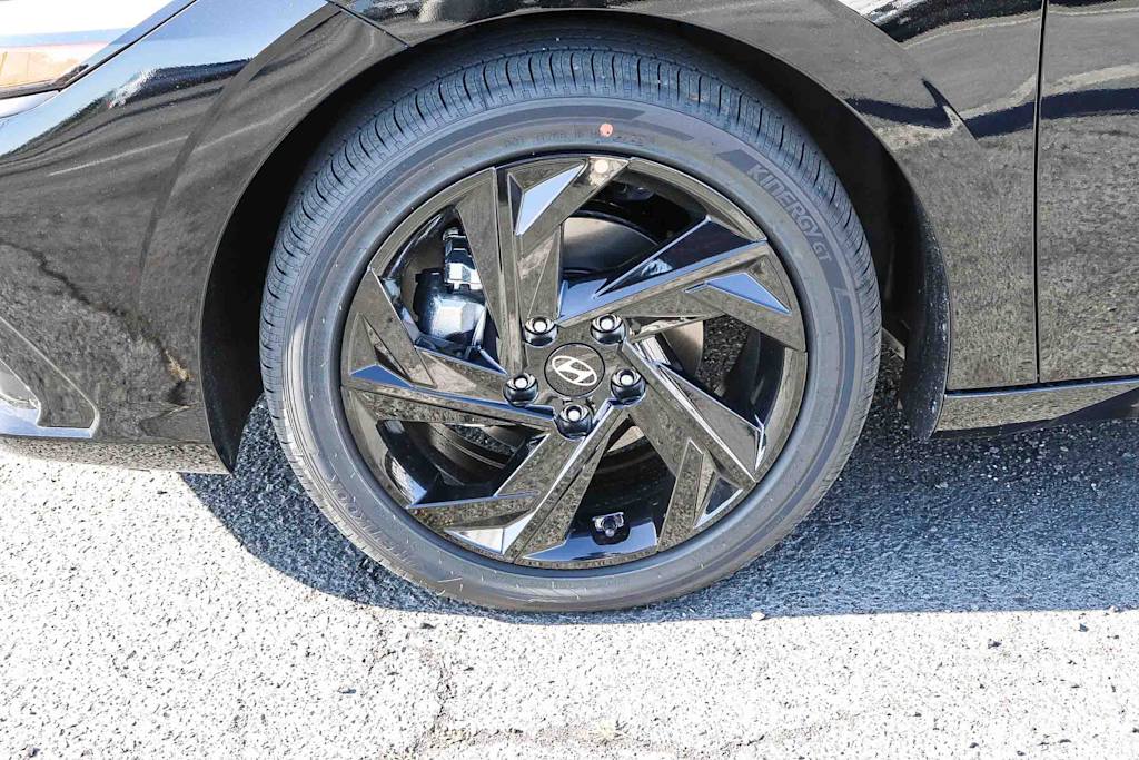 Thumbnail: 2026 Hyundai Elantra - 22