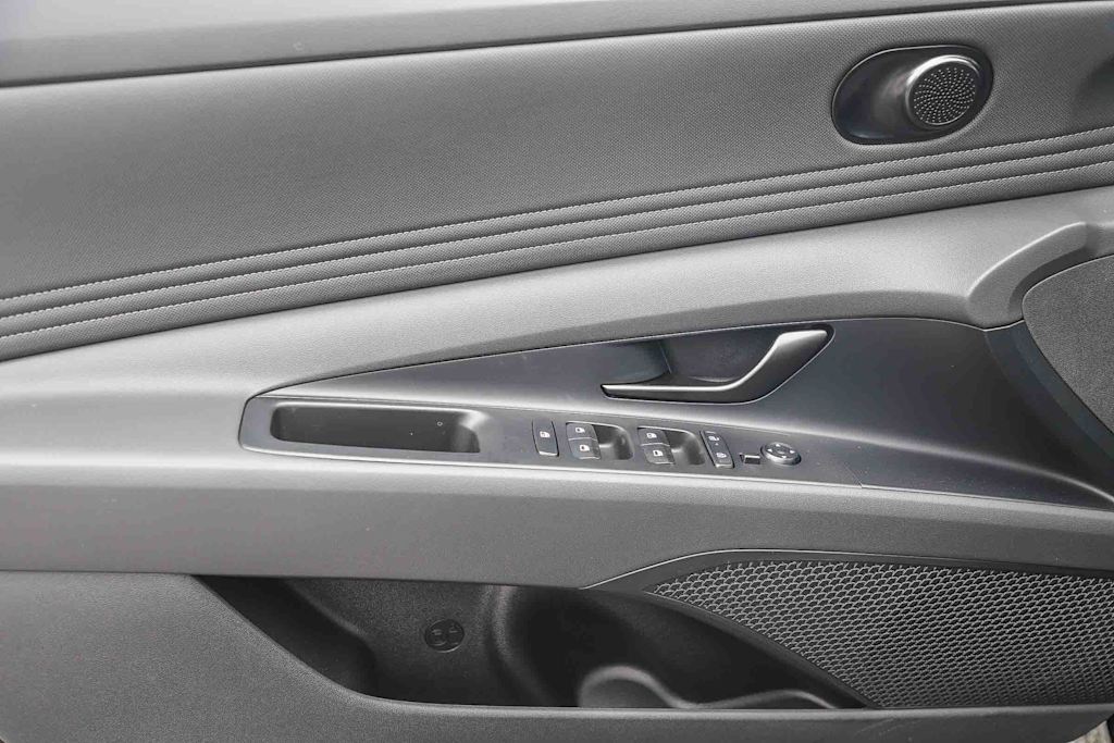 Thumbnail: 2026 Hyundai Elantra - 24