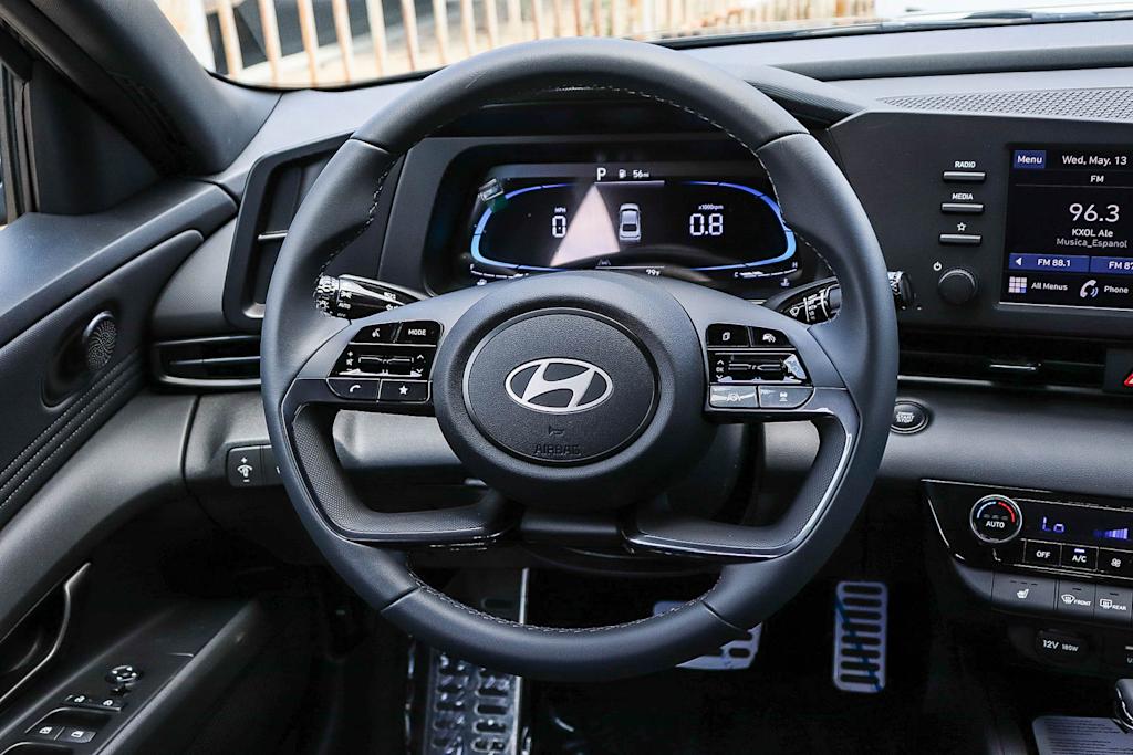 Thumbnail: 2026 Hyundai Elantra - 8