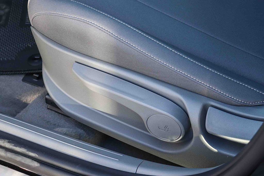 Thumbnail: 2026 Hyundai Elantra - 28