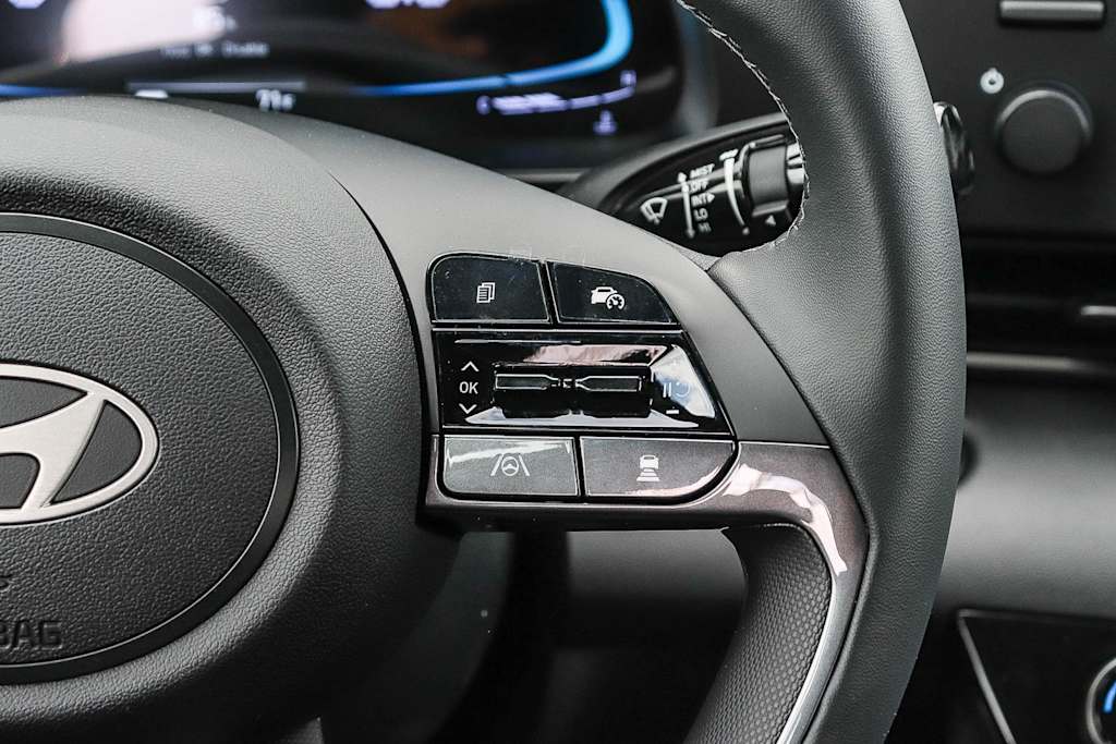 Thumbnail: 2026 Hyundai Elantra - 23
