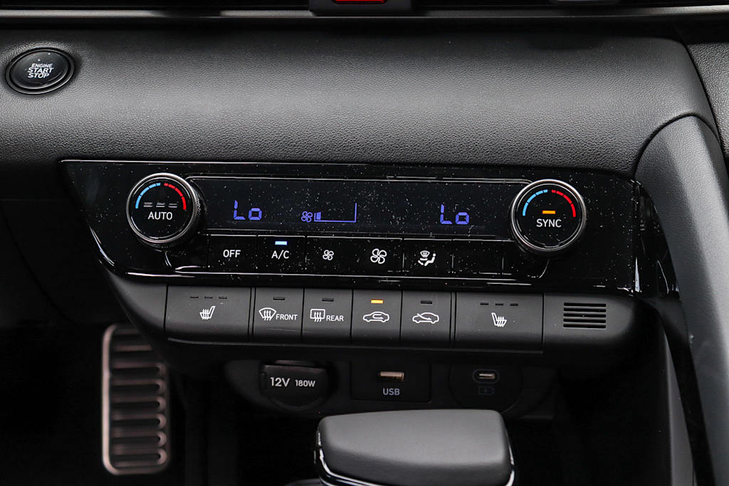 Thumbnail: 2026 Hyundai Elantra - 22