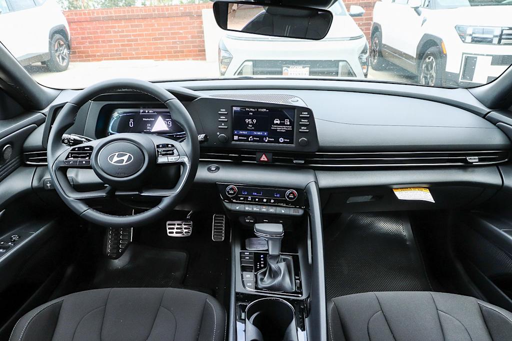Thumbnail: 2026 Hyundai Elantra - 2