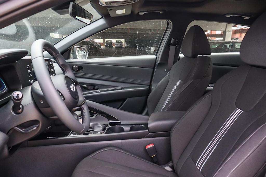 Thumbnail: 2026 Hyundai Elantra - 10