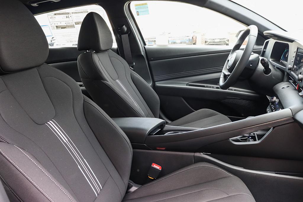 Thumbnail: 2026 Hyundai Elantra - 9
