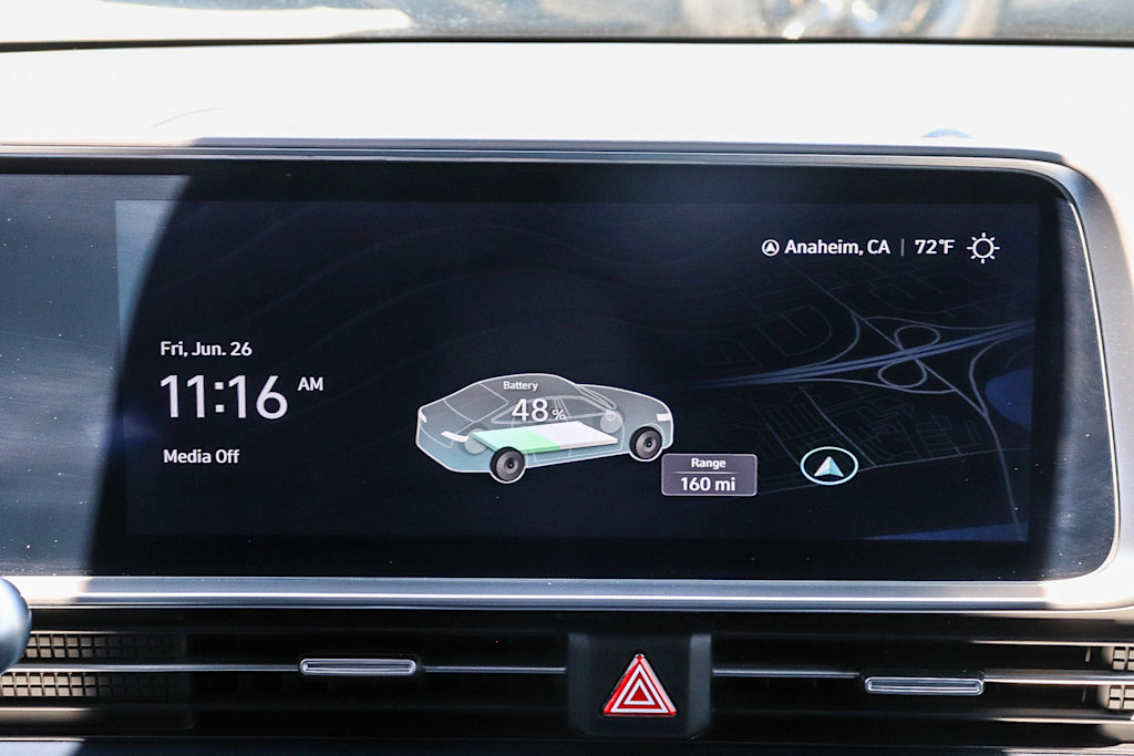 Thumbnail: 2024 Hyundai Ioniq 6 - 20