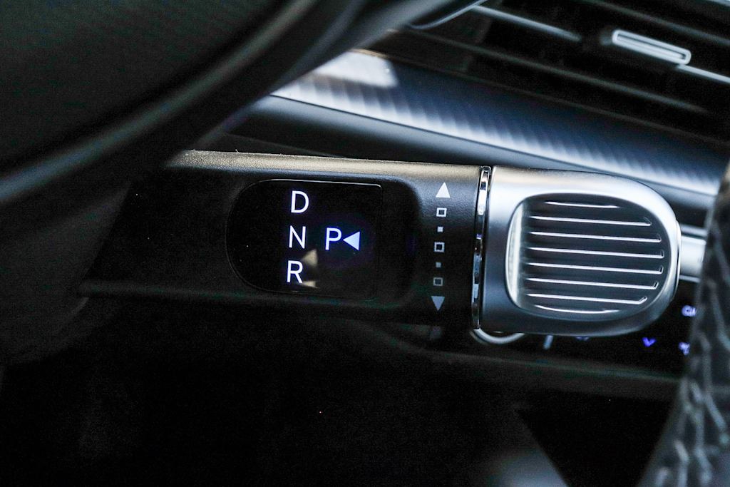Thumbnail: 2024 Hyundai Ioniq 6 - 29