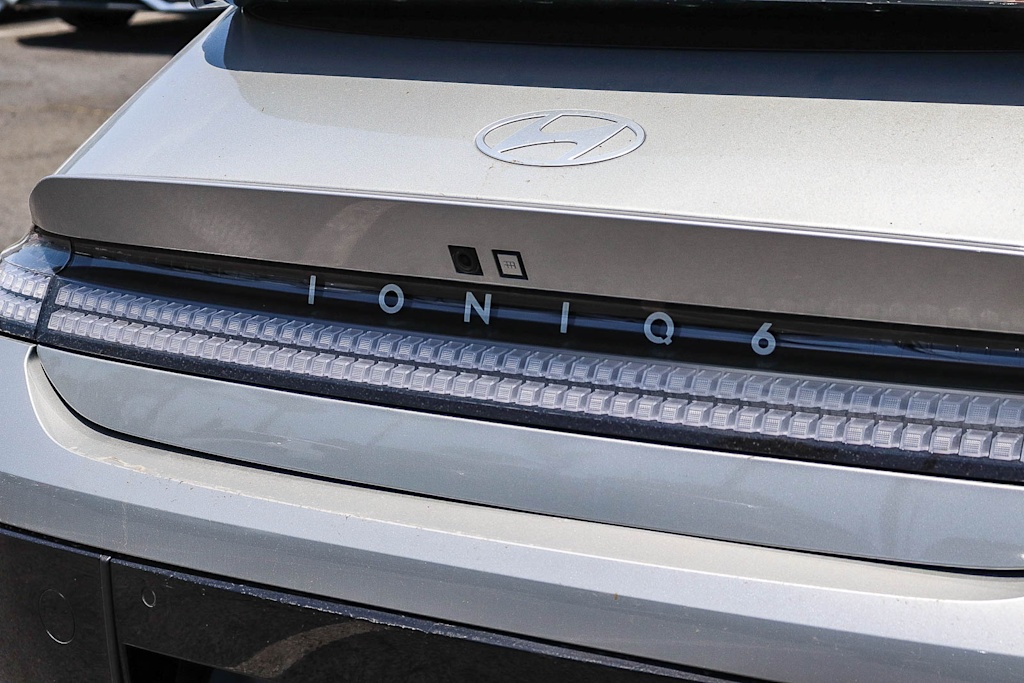 Thumbnail: 2024 Hyundai Ioniq 6 - 15